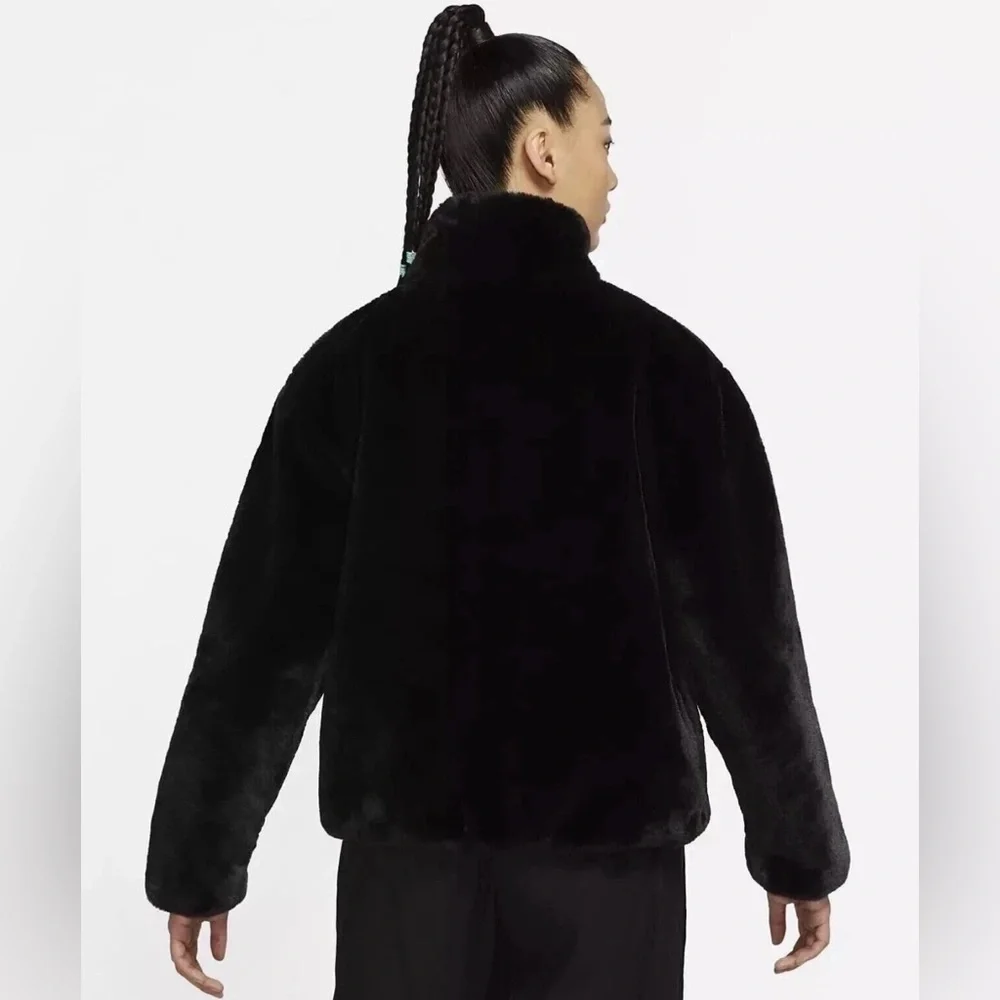 New $175 Nike Black Fur Full Zip Jacket DO3791-010 womens Oversized Small - Picture 3 of 7